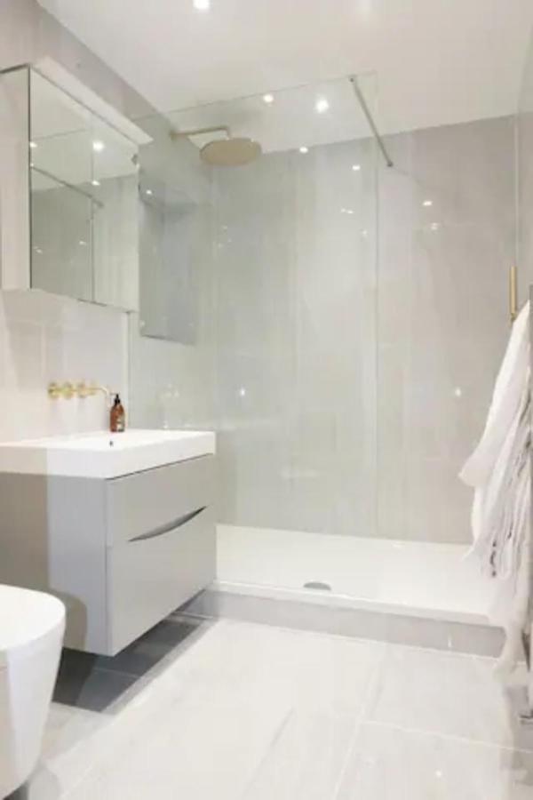 Ferienhaus Shoreditch - Immaculate 2 Bedrooms Flat For 6 London
